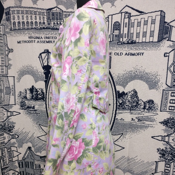 Beautiful floral coat - Picture 4 of 6